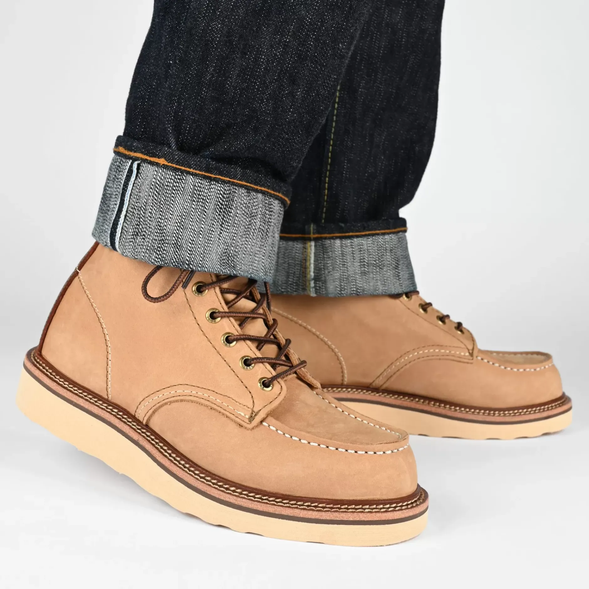 TAFT Taft 365|Taft 365 Boots>Model 002 Boot In Beige