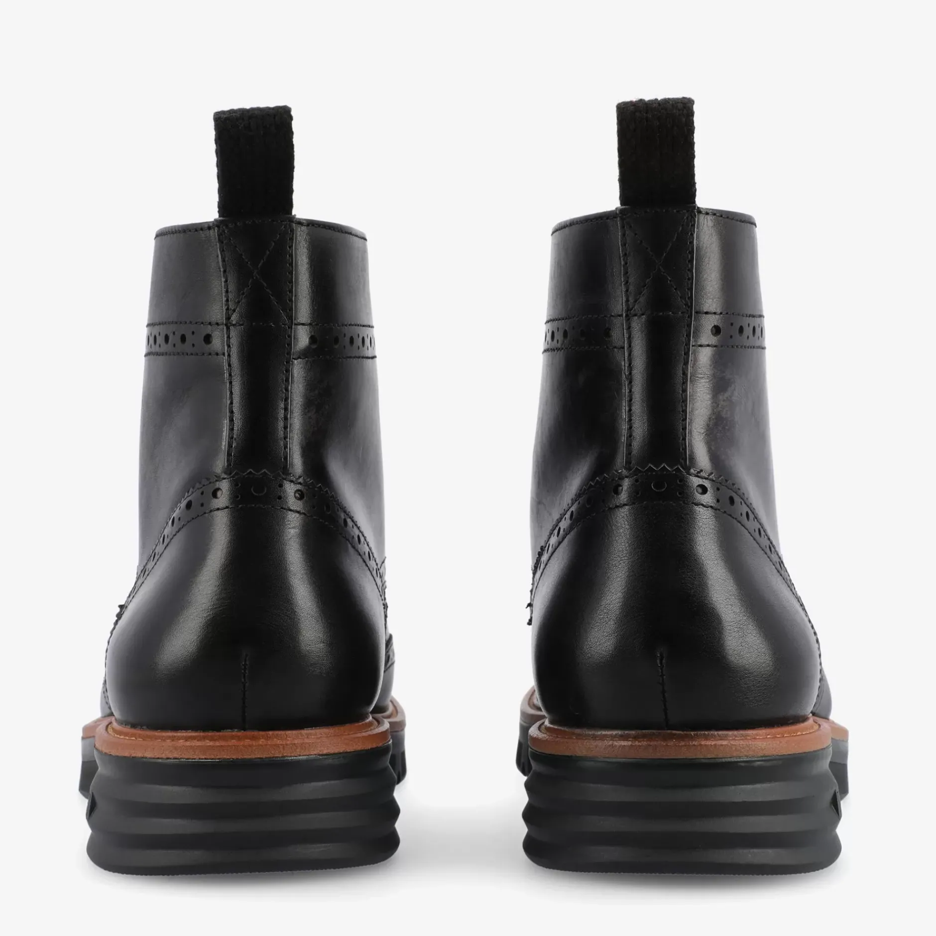 TAFT Taft 365|Taft 365 Boots>Model 005 Boot In Midnight