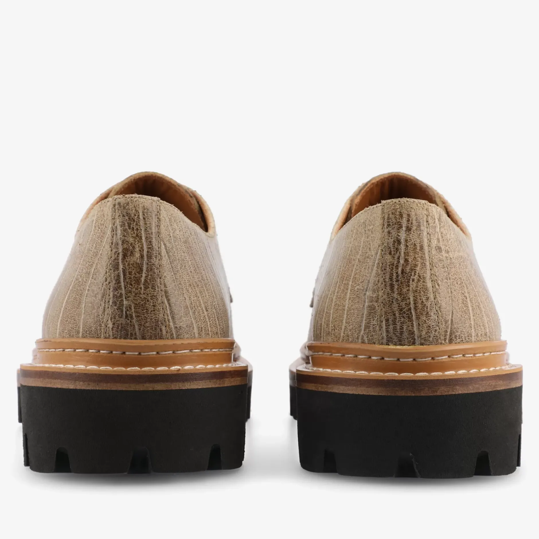 TAFT Shoes>The Country Captoe In Teak - Classic Mens Shoe |