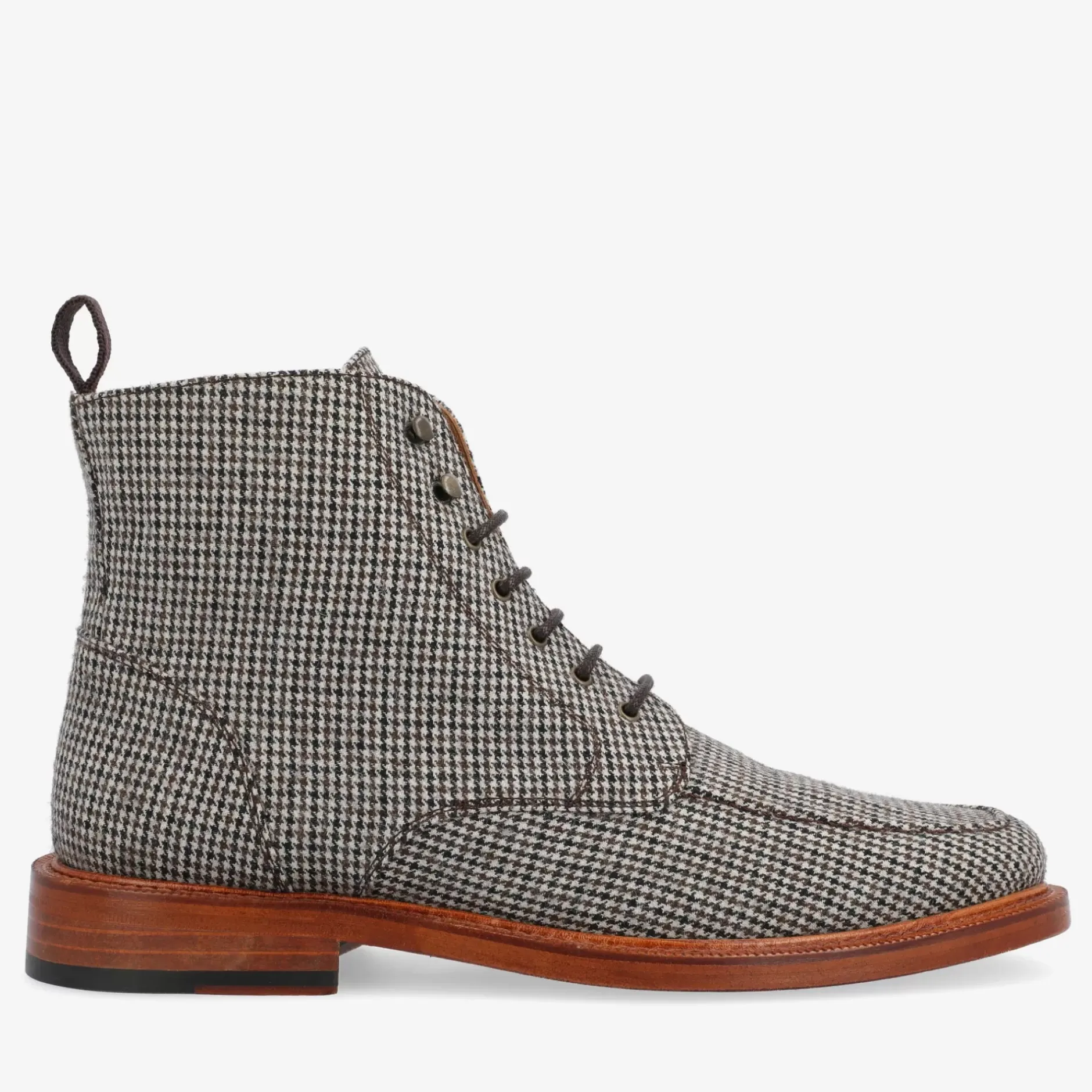 TAFT Boots>The Smith Boot In Honey - Moc Toe Boot |