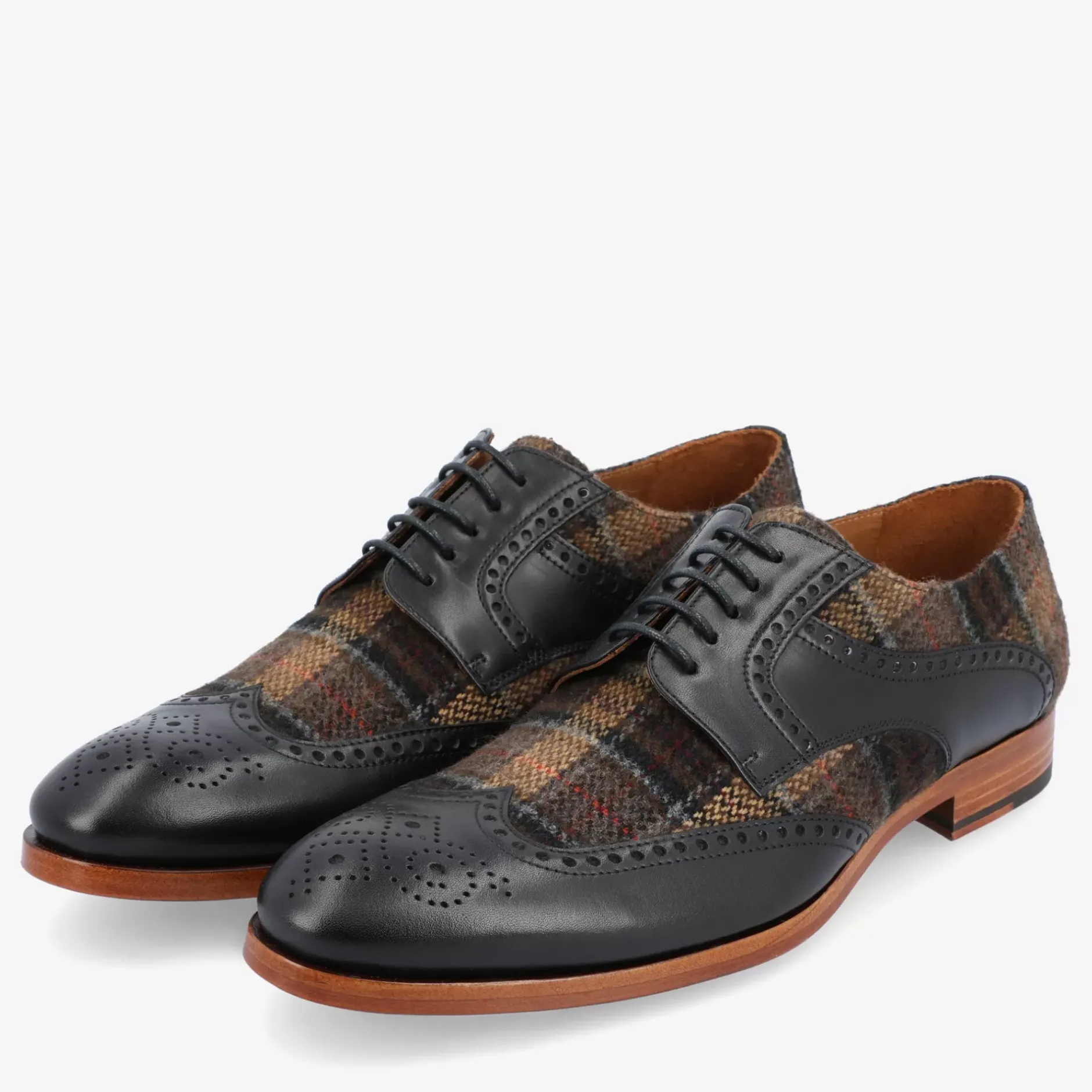 TAFT Shoes>The Wallace Shoe In Brown Tartan |