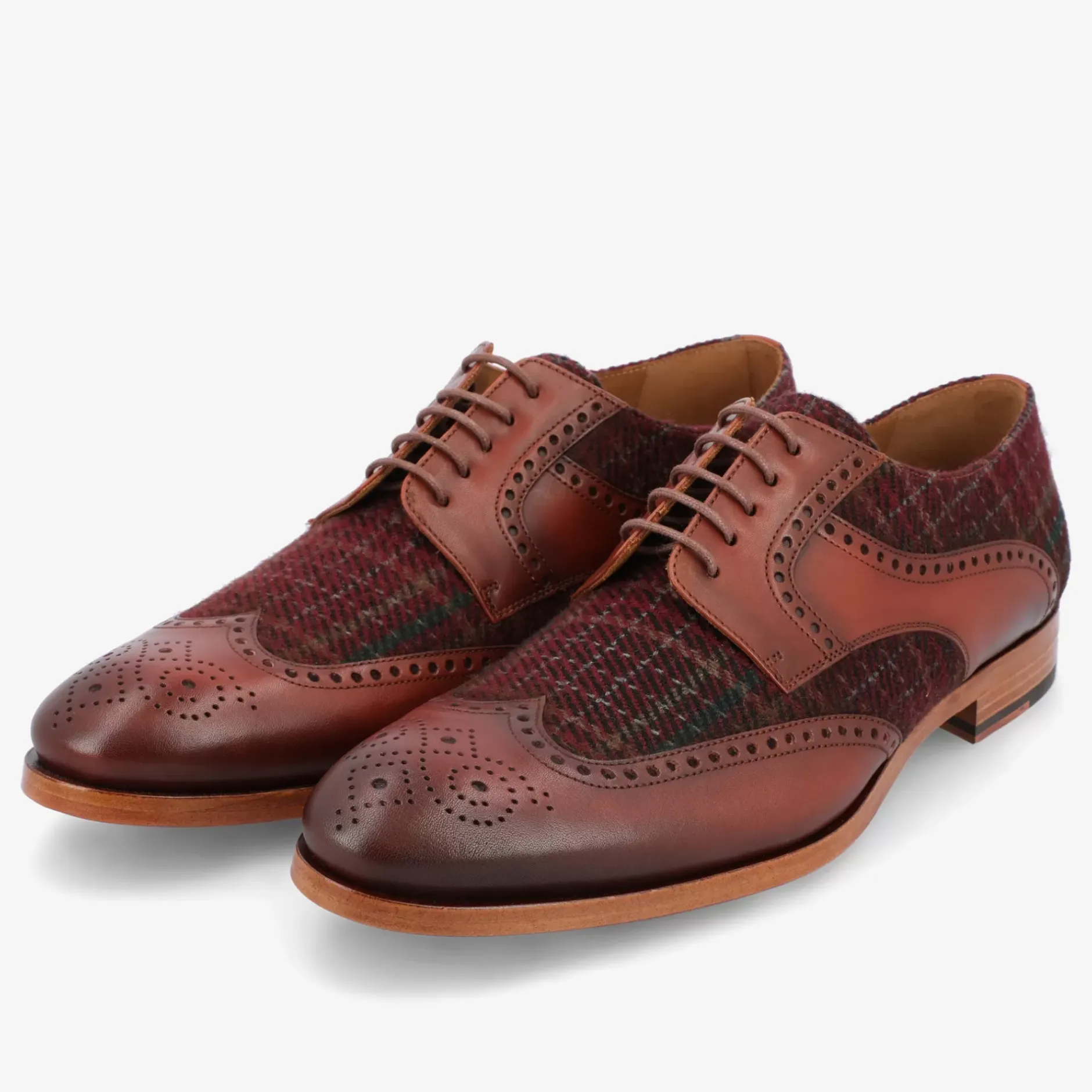 TAFT Shoes>The Wallace Shoe In Red Plaid |